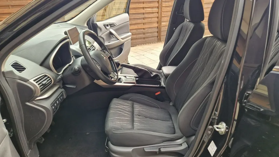 MITSUBISHI Eclipse Cross -