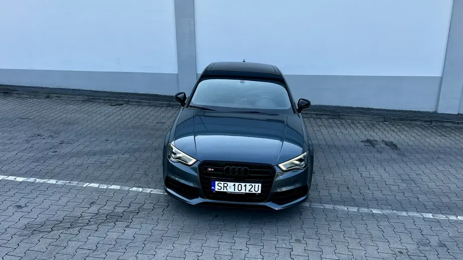 AUDI S3 Limousine -