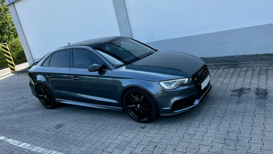 AUDI S3 Limousine -