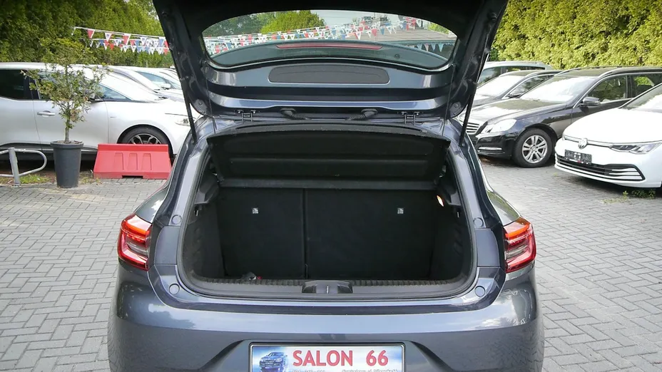 RENAULT Clio -