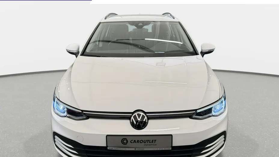 VOLKSWAGEN Golf -