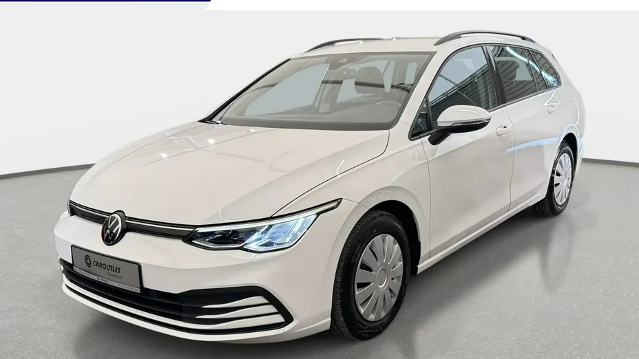 VOLKSWAGEN Golf -