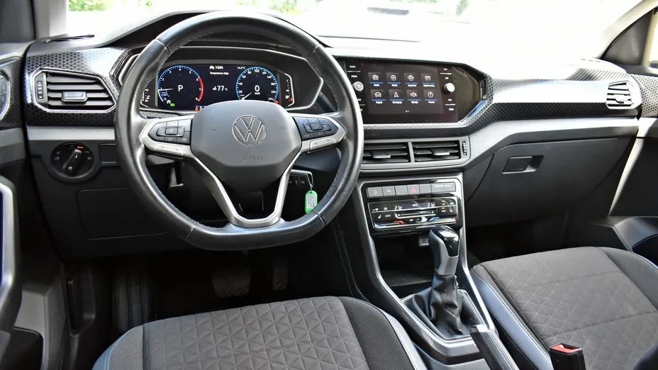 VOLKSWAGEN T-Cross -
