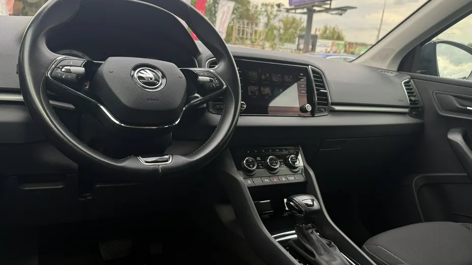 SKODA Karoq -