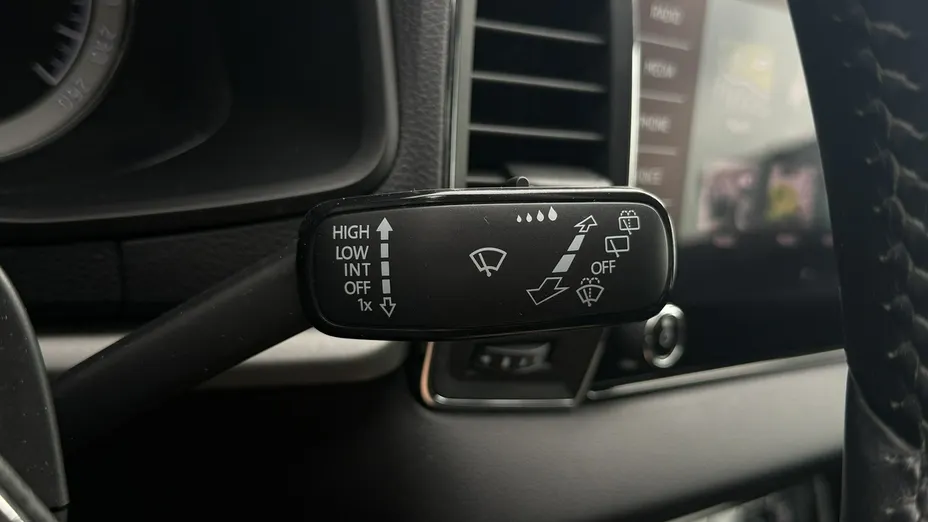 SKODA Karoq -