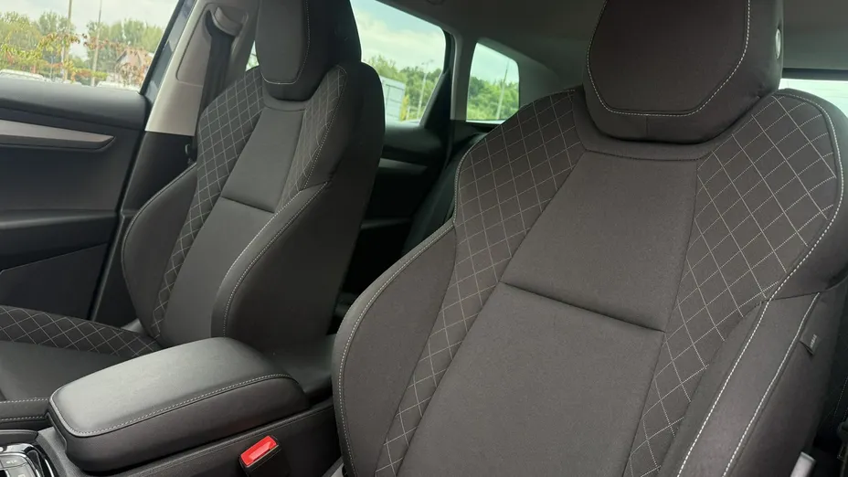 SKODA Karoq -