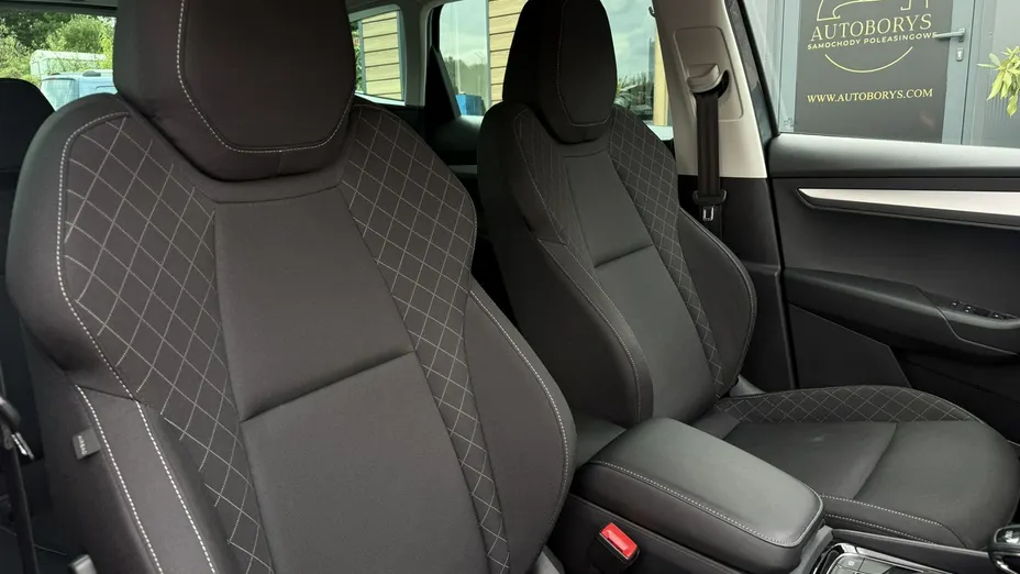 SKODA Karoq -