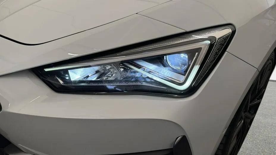 CUPRA Leon Sportstourer -