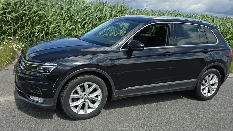 VOLKSWAGEN Tiguan -