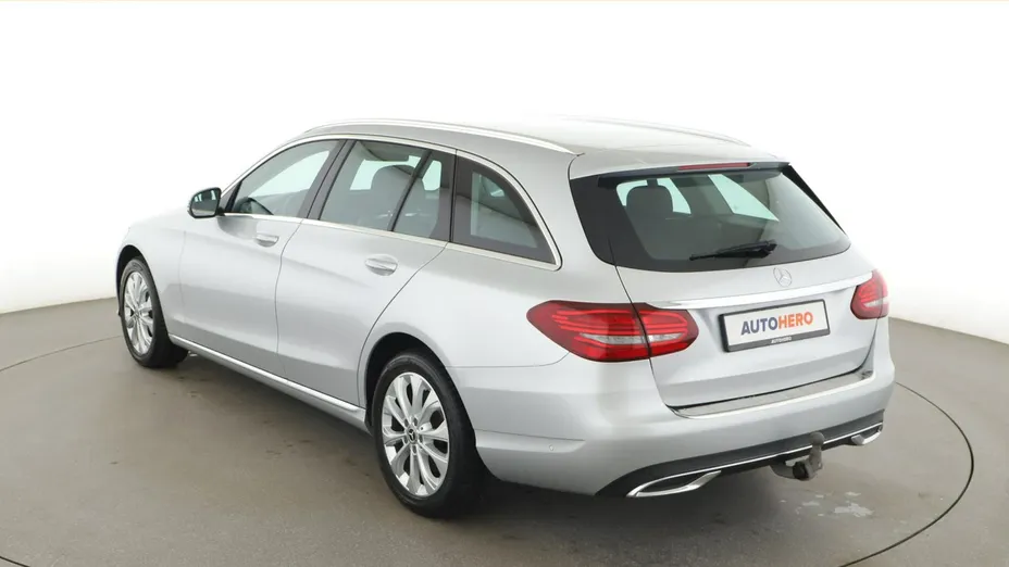 MERCEDES-BENZ C Klasa -