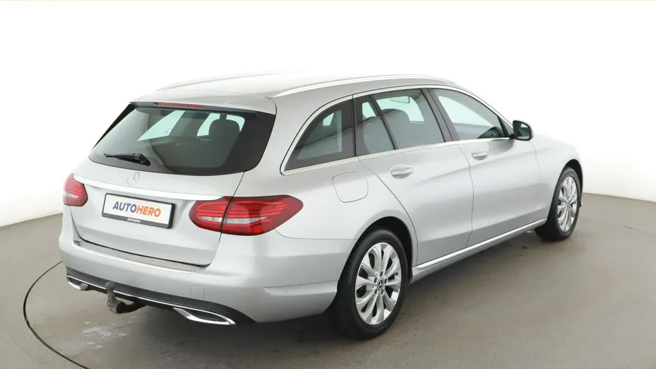 MERCEDES-BENZ C Klasa -