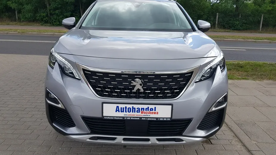 PEUGEOT 3008 -