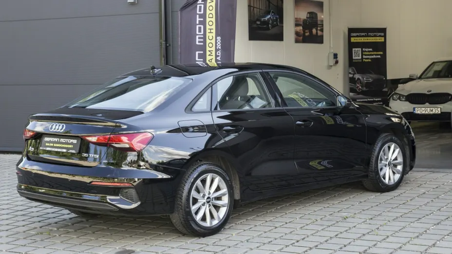 AUDI A3 Limousine -