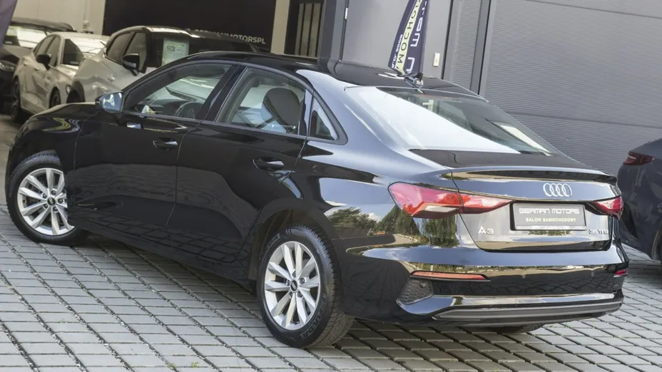 AUDI A3 Limousine -