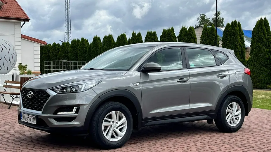 HYUNDAI Tucson -
