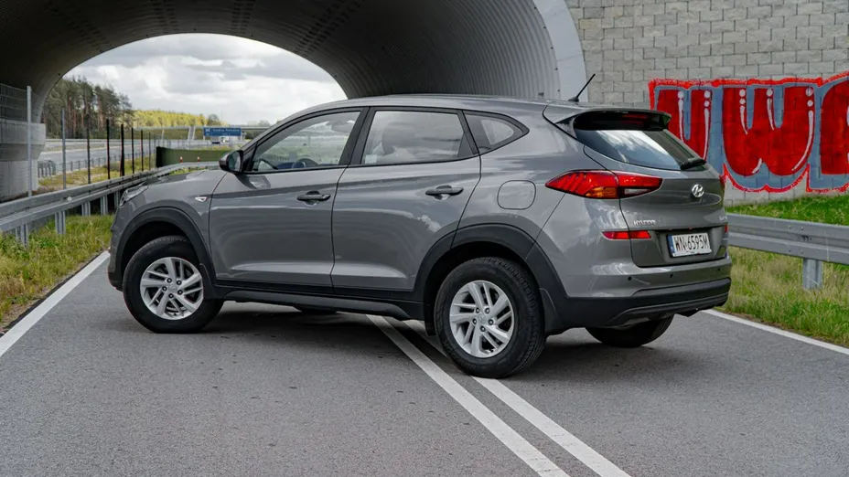 HYUNDAI Tucson -