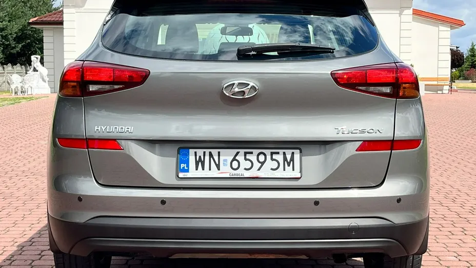 HYUNDAI Tucson -