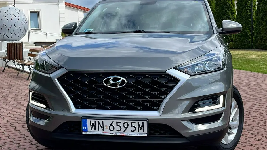 HYUNDAI Tucson -