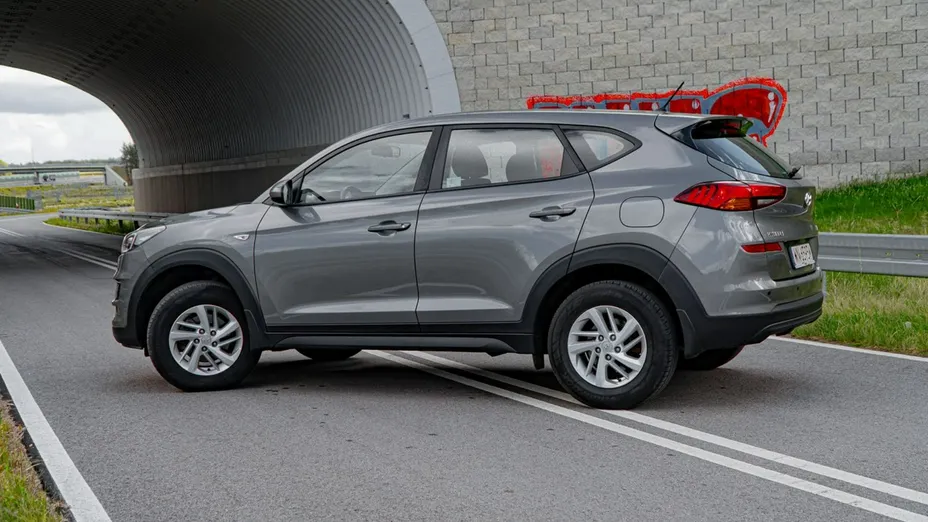 HYUNDAI Tucson -