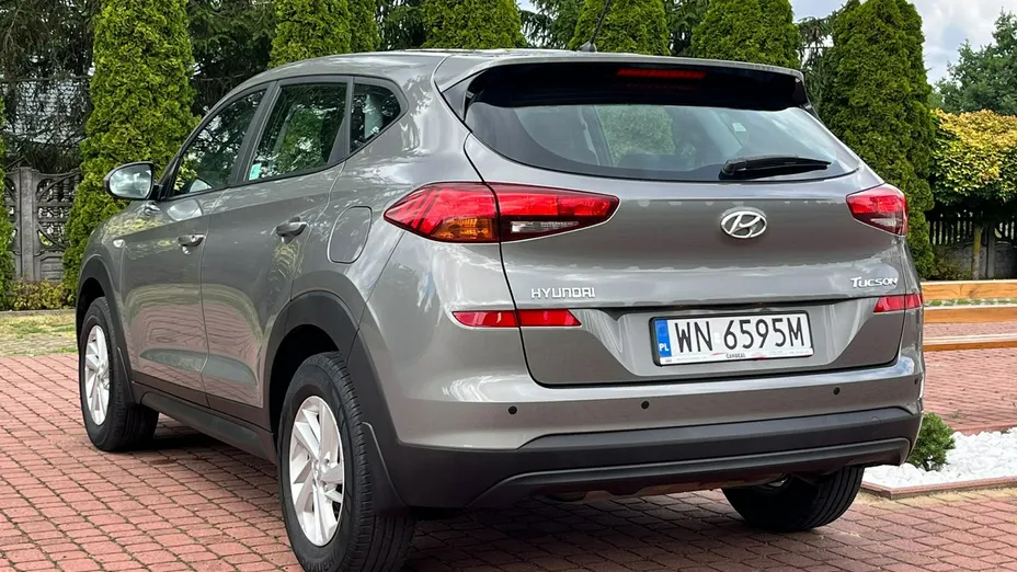 HYUNDAI Tucson -