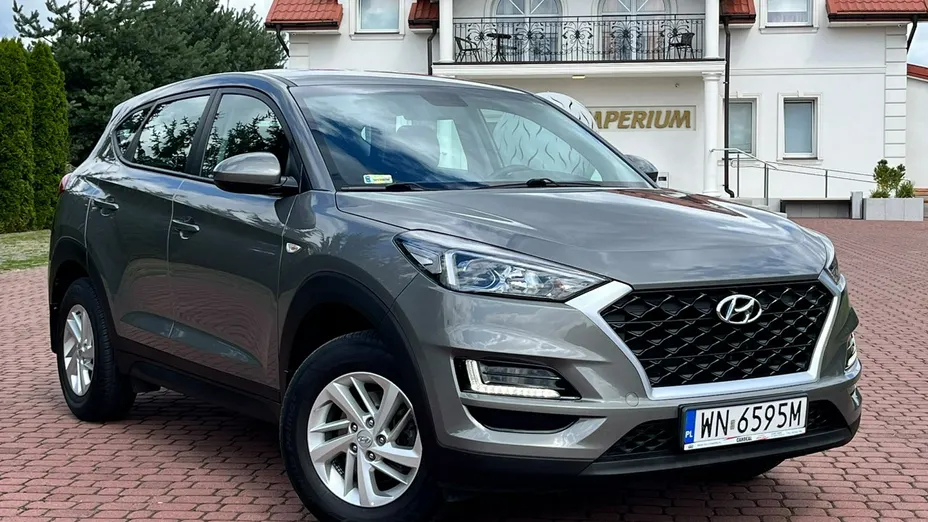 HYUNDAI Tucson -