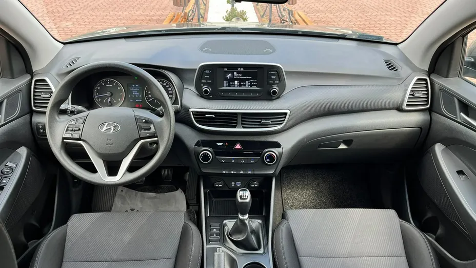 HYUNDAI Tucson -