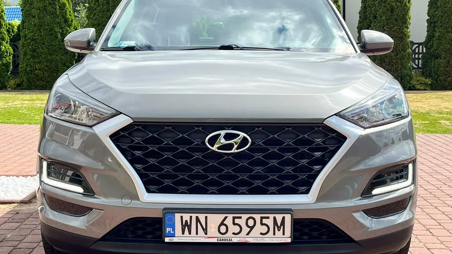 HYUNDAI Tucson -