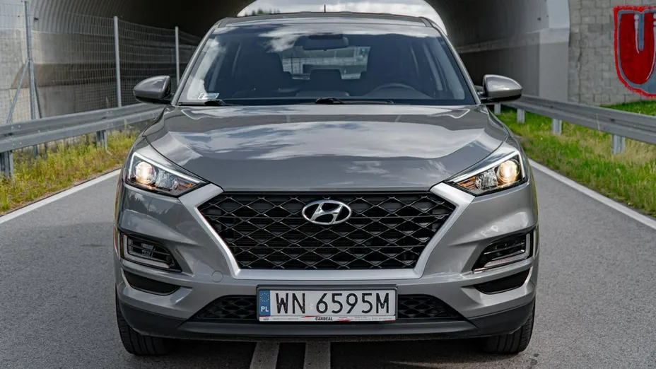 HYUNDAI Tucson -