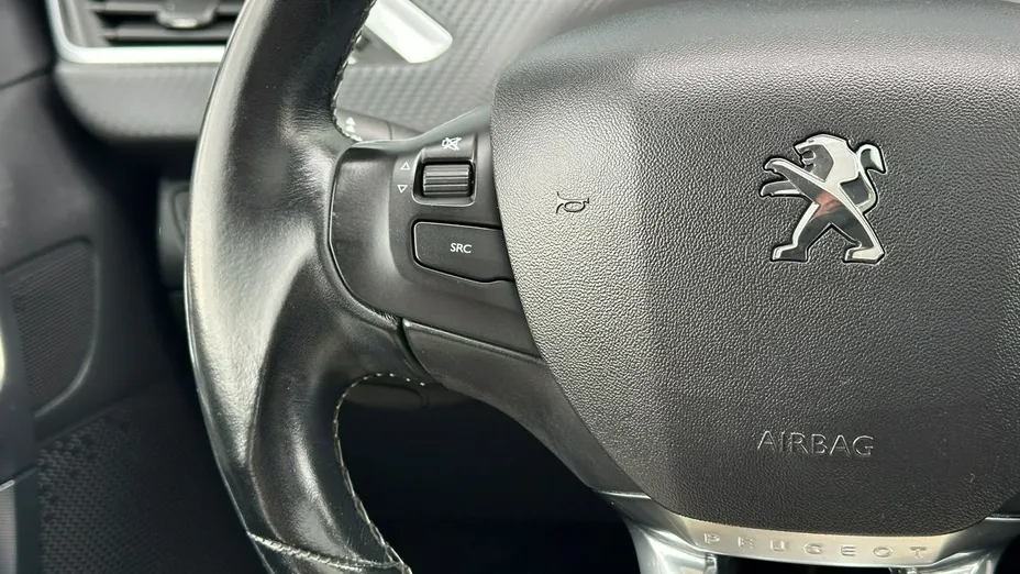PEUGEOT 2008 -