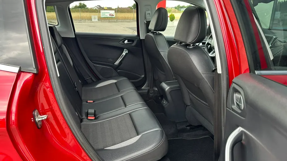 PEUGEOT 2008 -