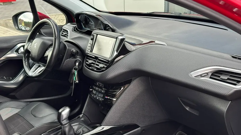 PEUGEOT 2008 -