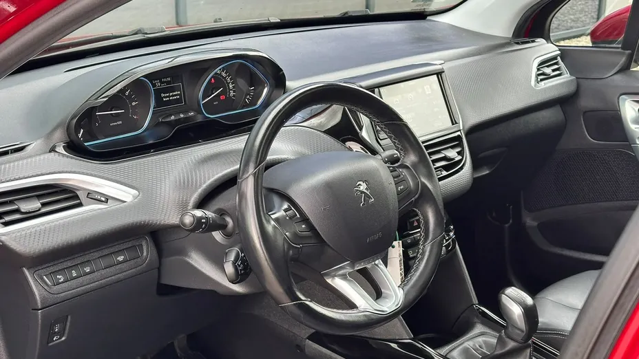 PEUGEOT 2008 -