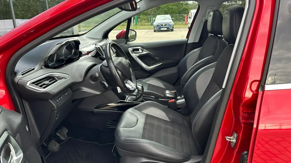 PEUGEOT 2008 -
