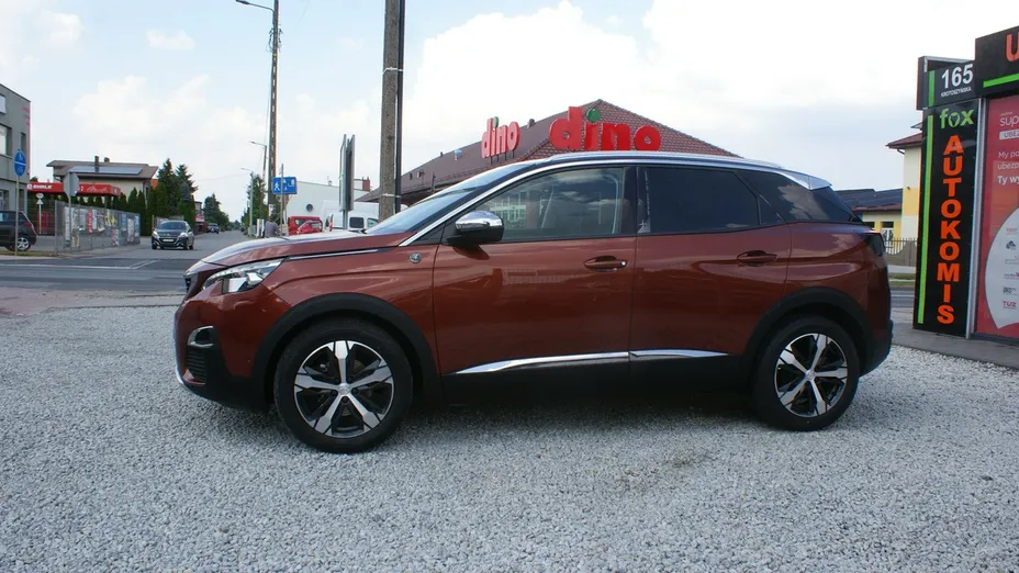 PEUGEOT 3008 -
