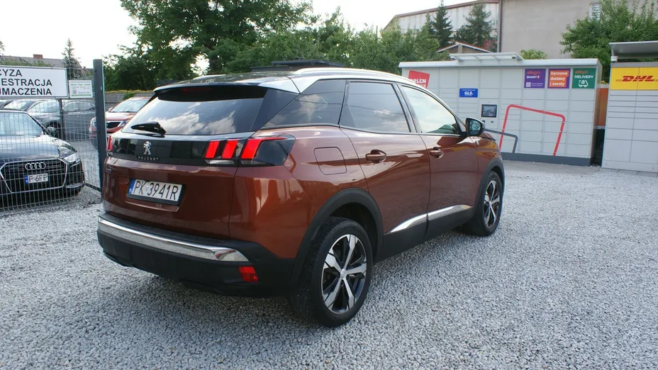 PEUGEOT 3008 -