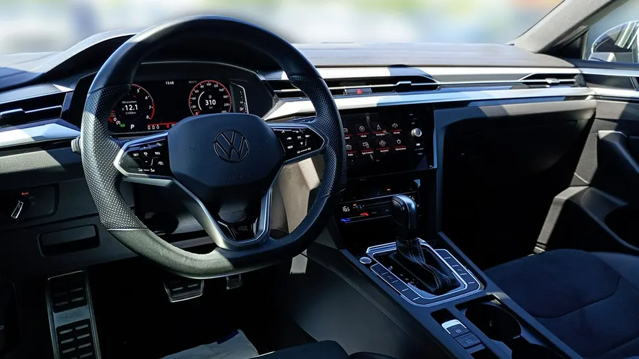 VOLKSWAGEN Arteon -
