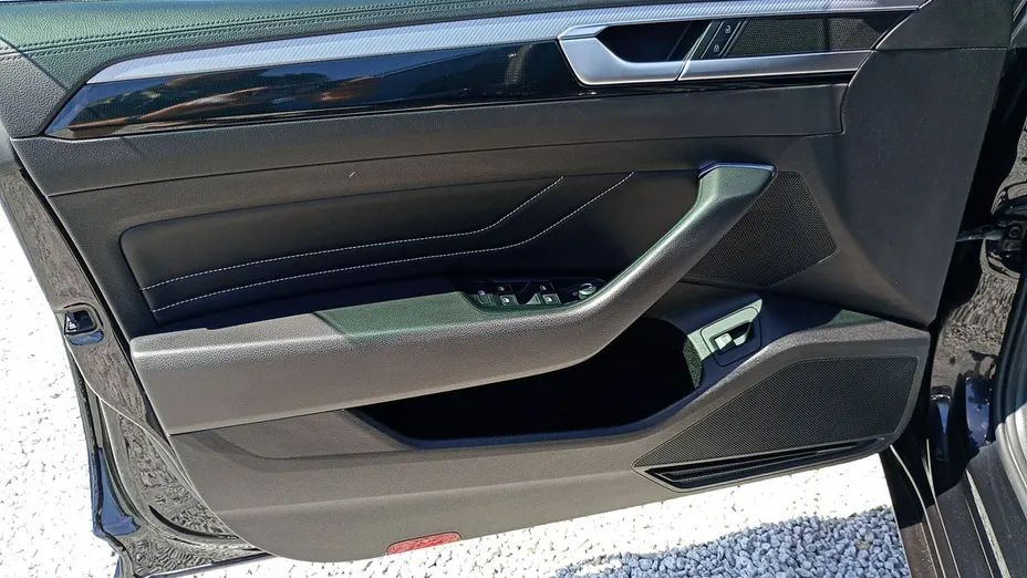VOLKSWAGEN Arteon -