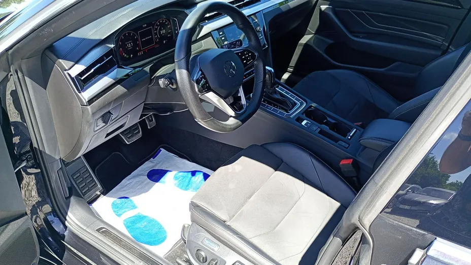 VOLKSWAGEN Arteon -