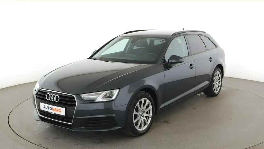 AUDI A6 -