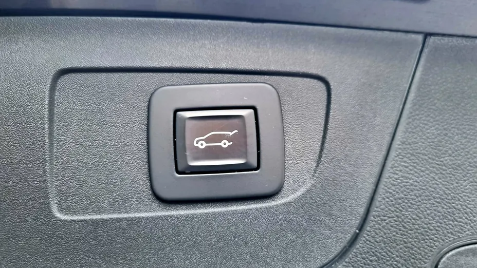 OPEL Insignia -