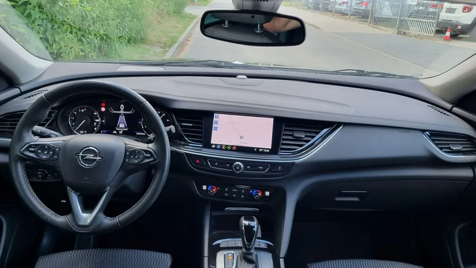 OPEL Insignia -