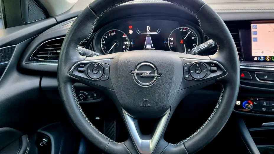 OPEL Insignia -
