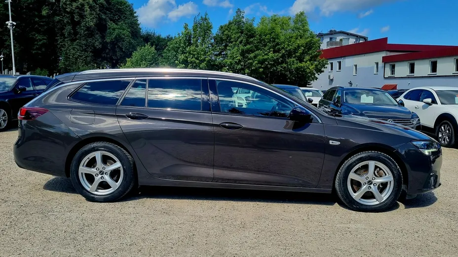 OPEL Insignia -