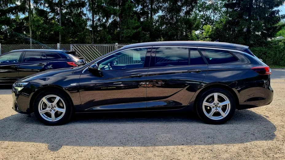 OPEL Insignia -