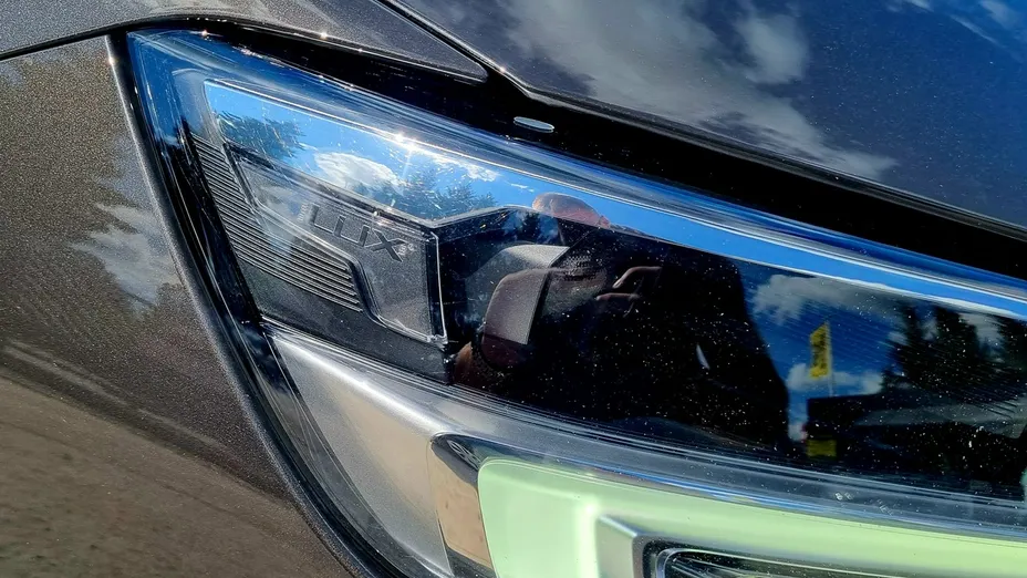 OPEL Insignia -