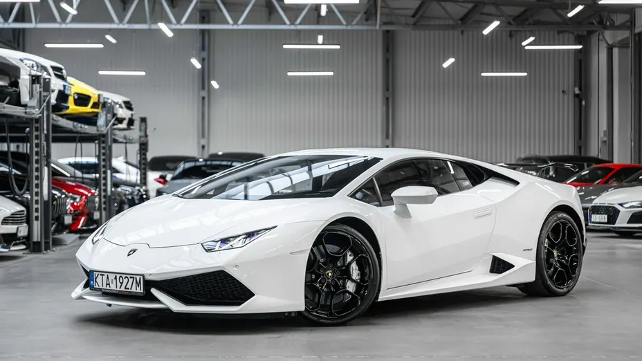 LAMBORGHINI Huracan -