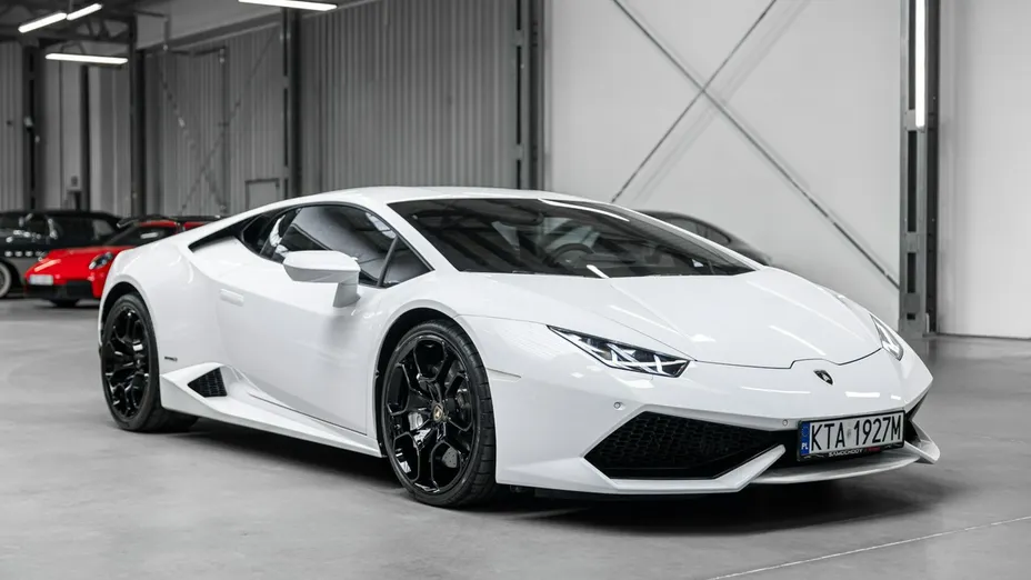 LAMBORGHINI Huracan -