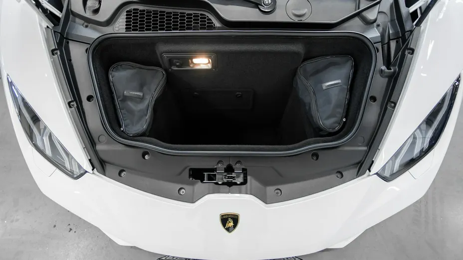 LAMBORGHINI Huracan -