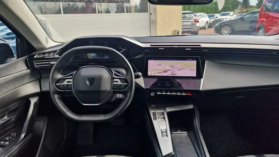 PEUGEOT 408 -