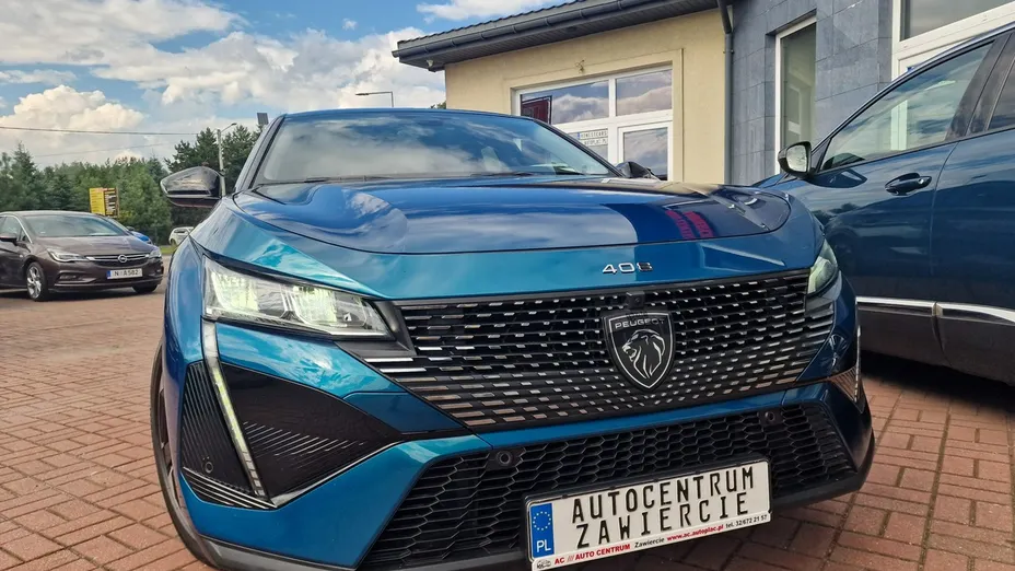 PEUGEOT 408 -